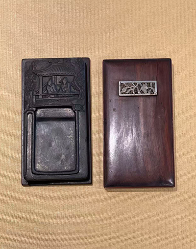 清代　端石　亭台人物紋長方硯（共箱紅木玉象嵌硯箱付き） 清代